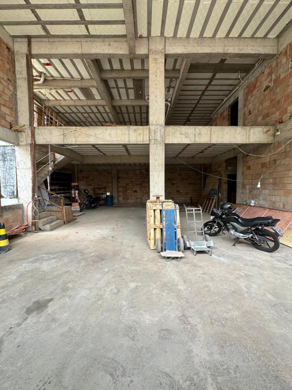 Andar, Centro, 0 Quarto, 0 Vaga