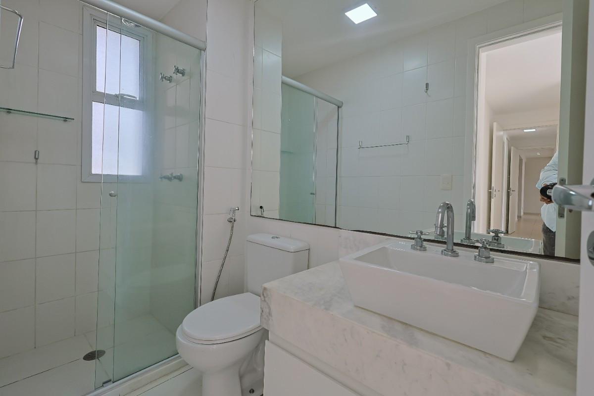 Sala, Vila da Serra, 4 Quartos, 3 Vagas, 3 Suítes