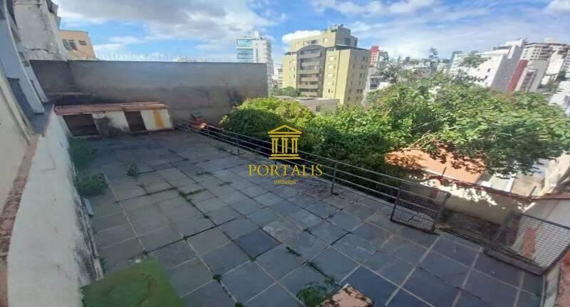 Casa, Cidade Nova, 5 Quartos, 3 Vagas, 1 Suíte