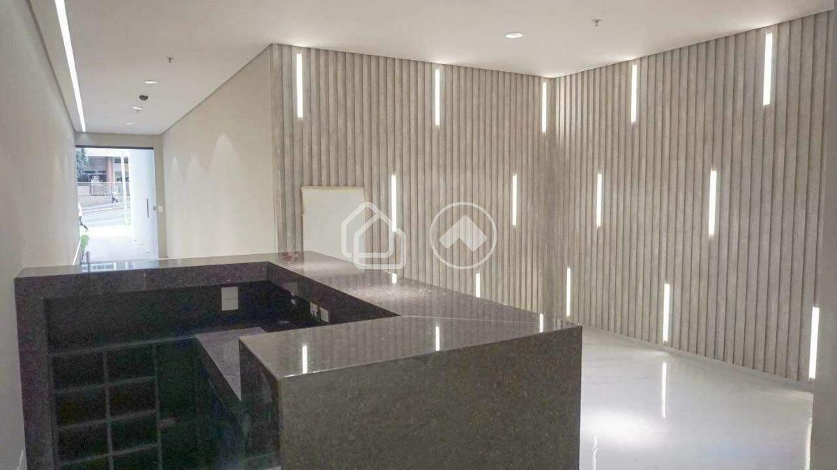 Sala, Centro