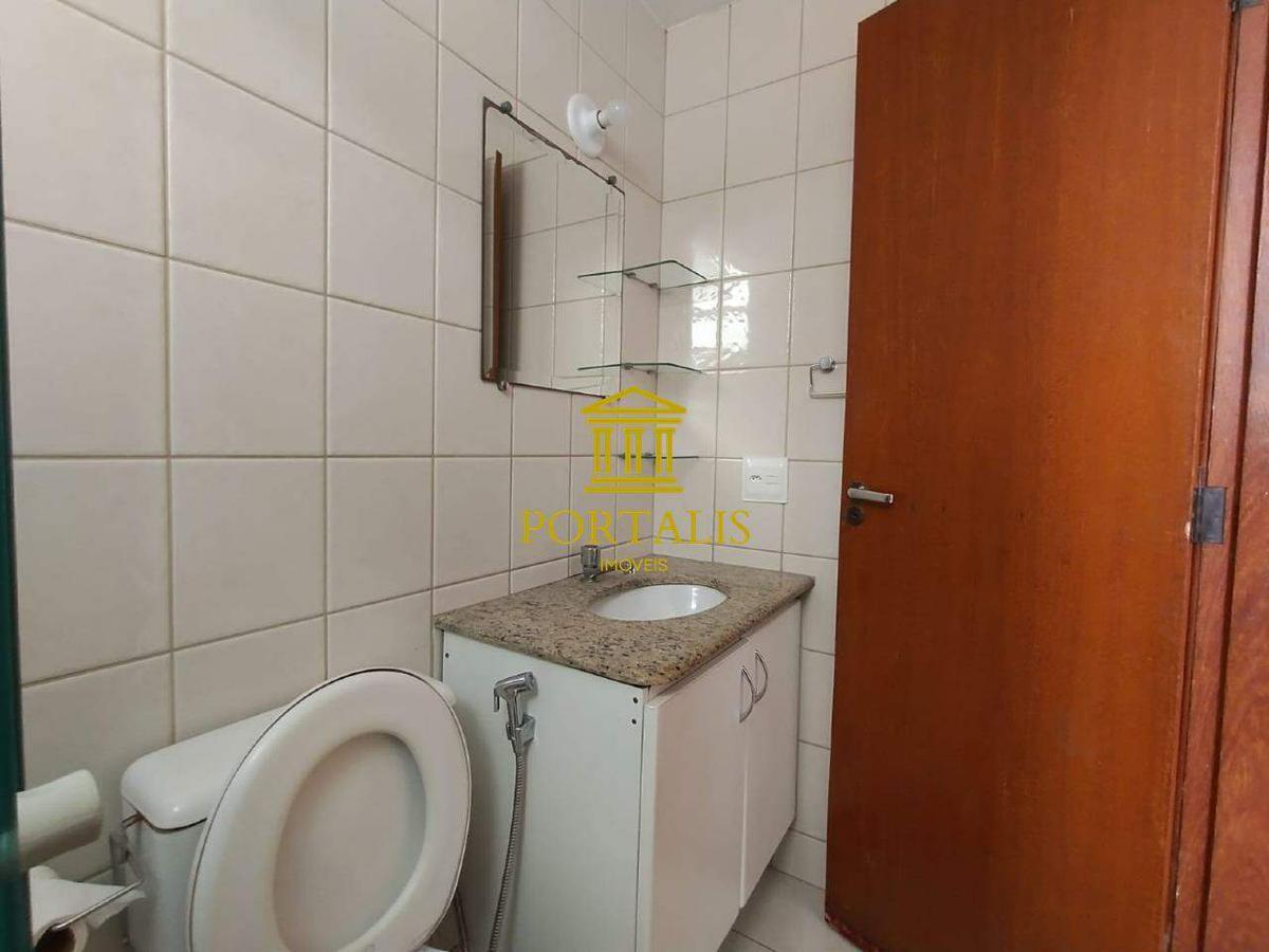 Apartamento, Sagrada Família, 3 Quartos, 2 Vagas, 1 Suíte