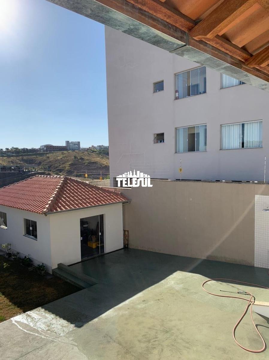 Casa, Santa Luiza, 1 Quarto, 3 Vagas