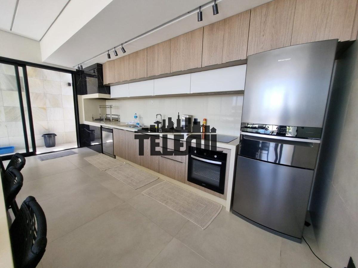 Casa, Jardim Europa, 3 Quartos, 6 Vagas, 2 Suítes
