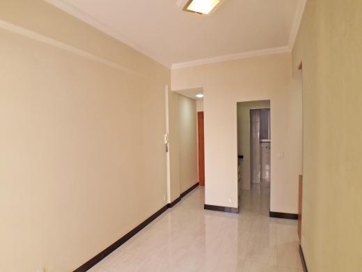 Apartamento, Centro, 2 Quartos, 0 Vaga, 1 Suíte