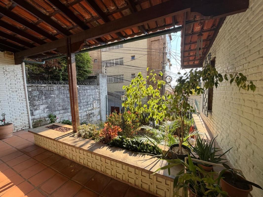 Casa, São Lucas, 3 Quartos, 2 Vagas, 1 Suíte