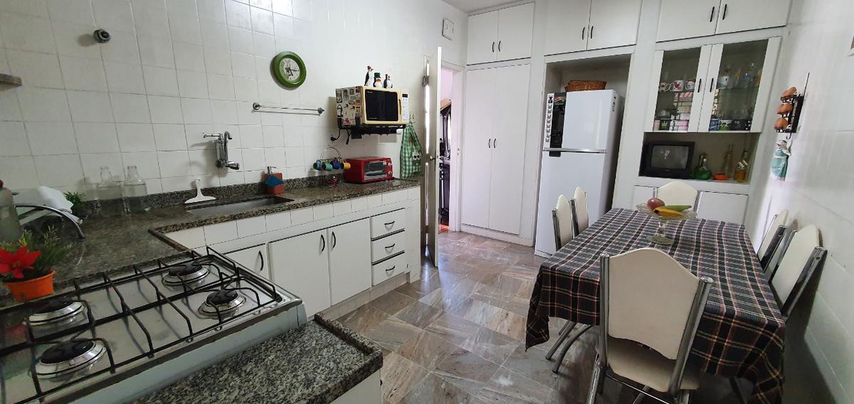 Casa, Santa Inês, 5 Quartos, 4 Vagas, 2 Suítes