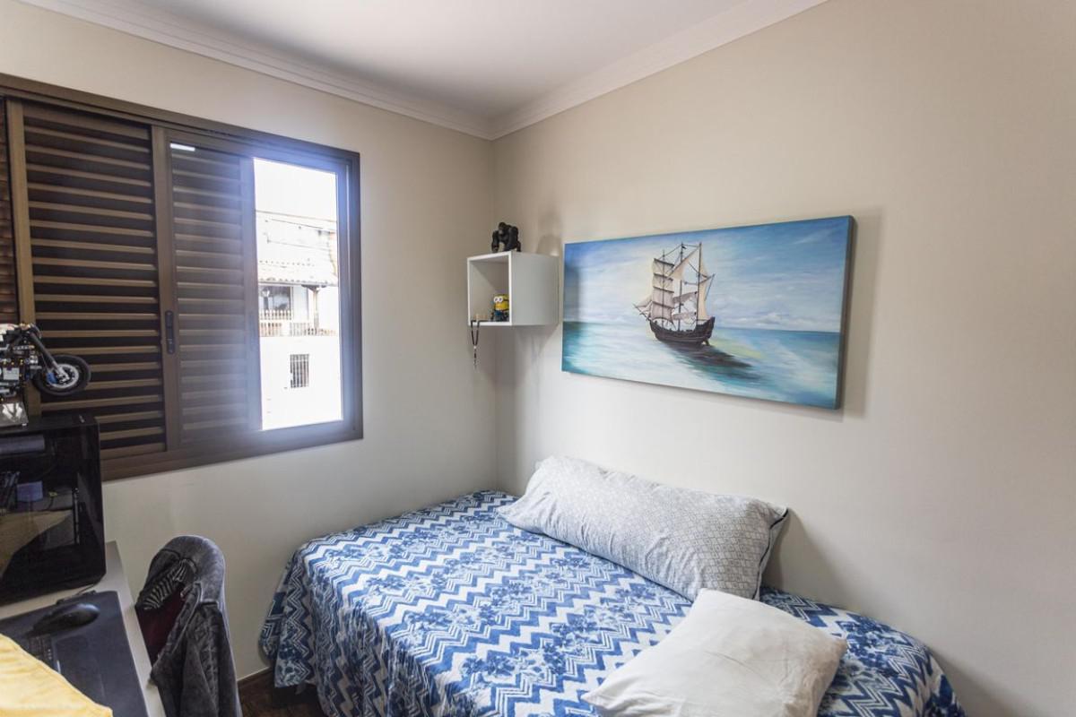 Casa, Santa Efigênia, 3 Quartos, 3 Vagas, 1 Suíte