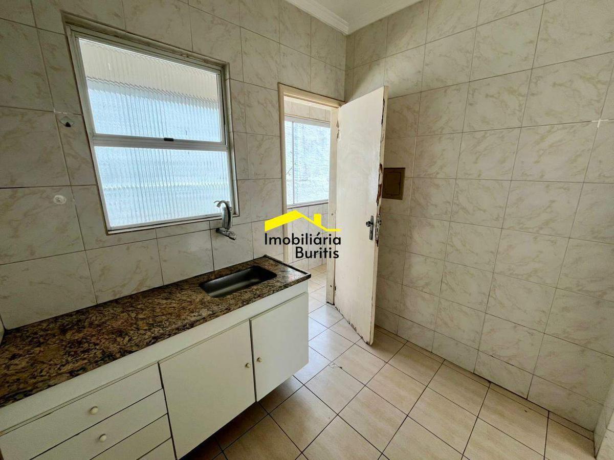 Apartamento, Palmeiras, 2 Quartos, 1 Vaga