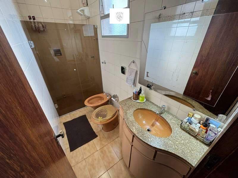 Apartamento, Sagrada Família, 3 Quartos, 1 Vaga, 1 Suíte