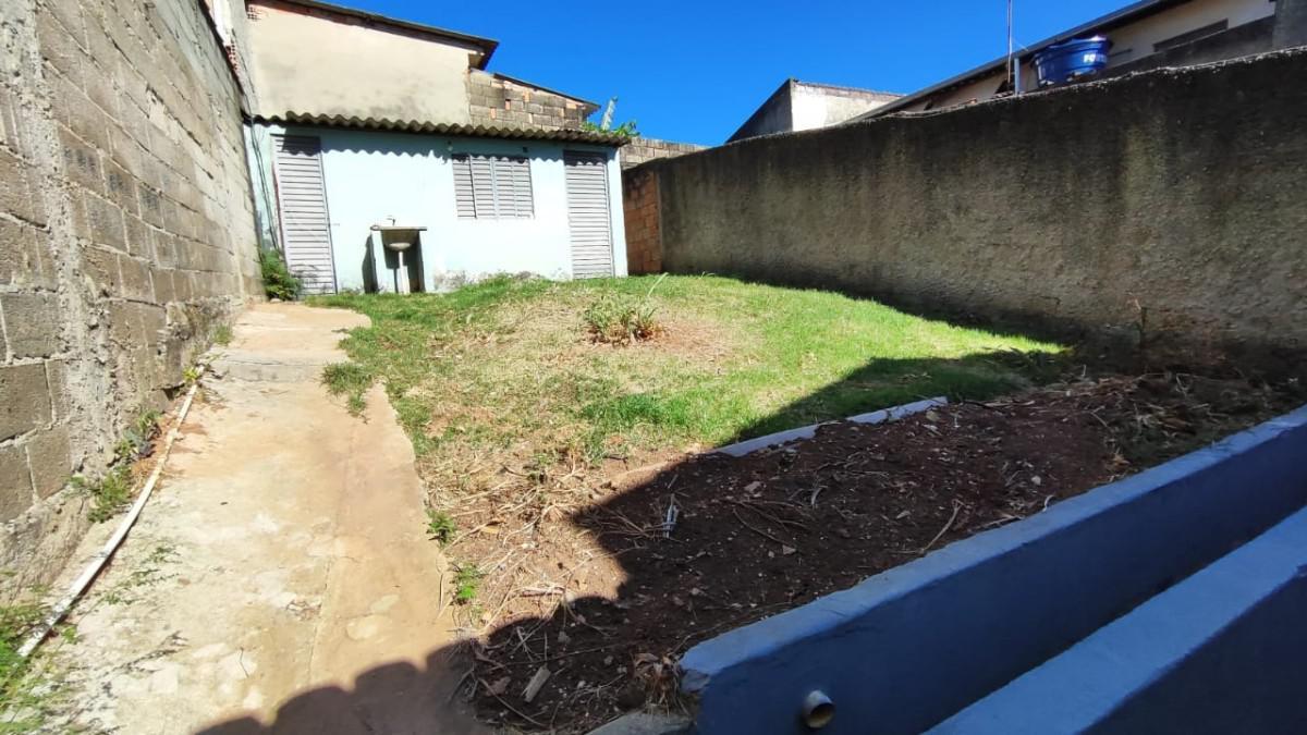 Casa, Alípio de Melo, 2 Quartos, 2 Vagas, 1 Suíte