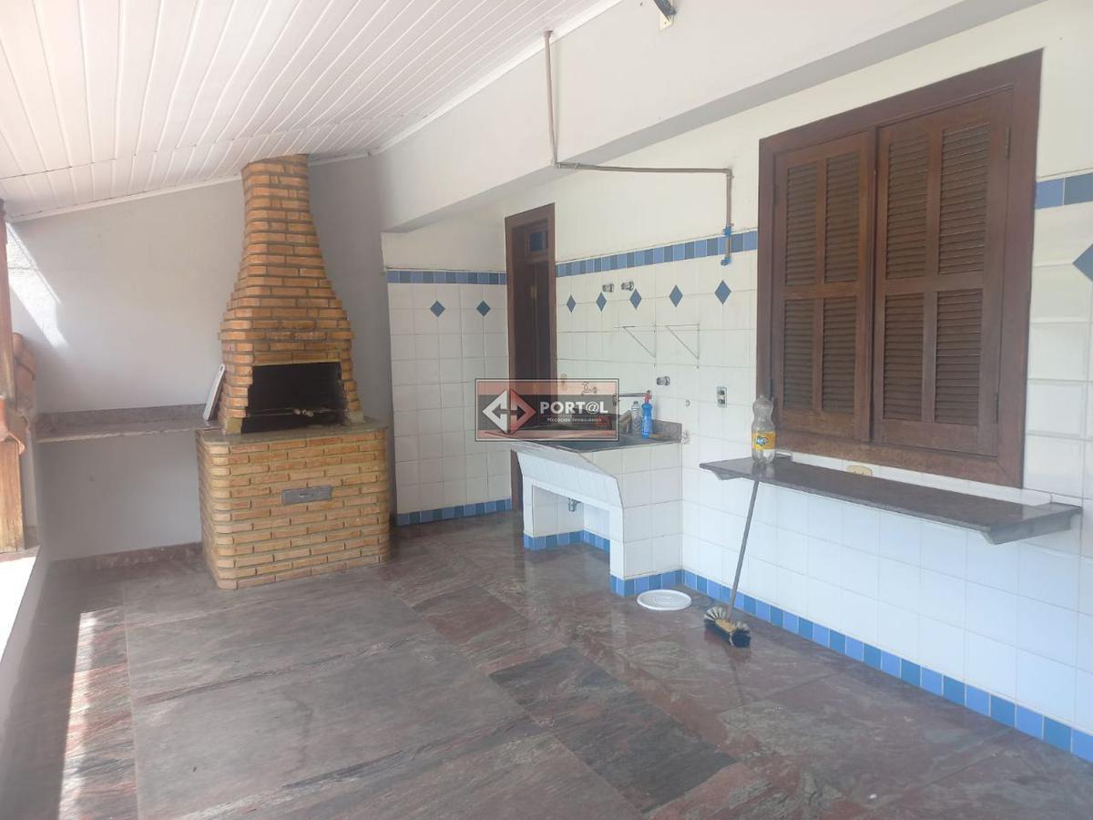 Casa, Planalto, 4 Quartos, 4 Vagas, 3 Suítes