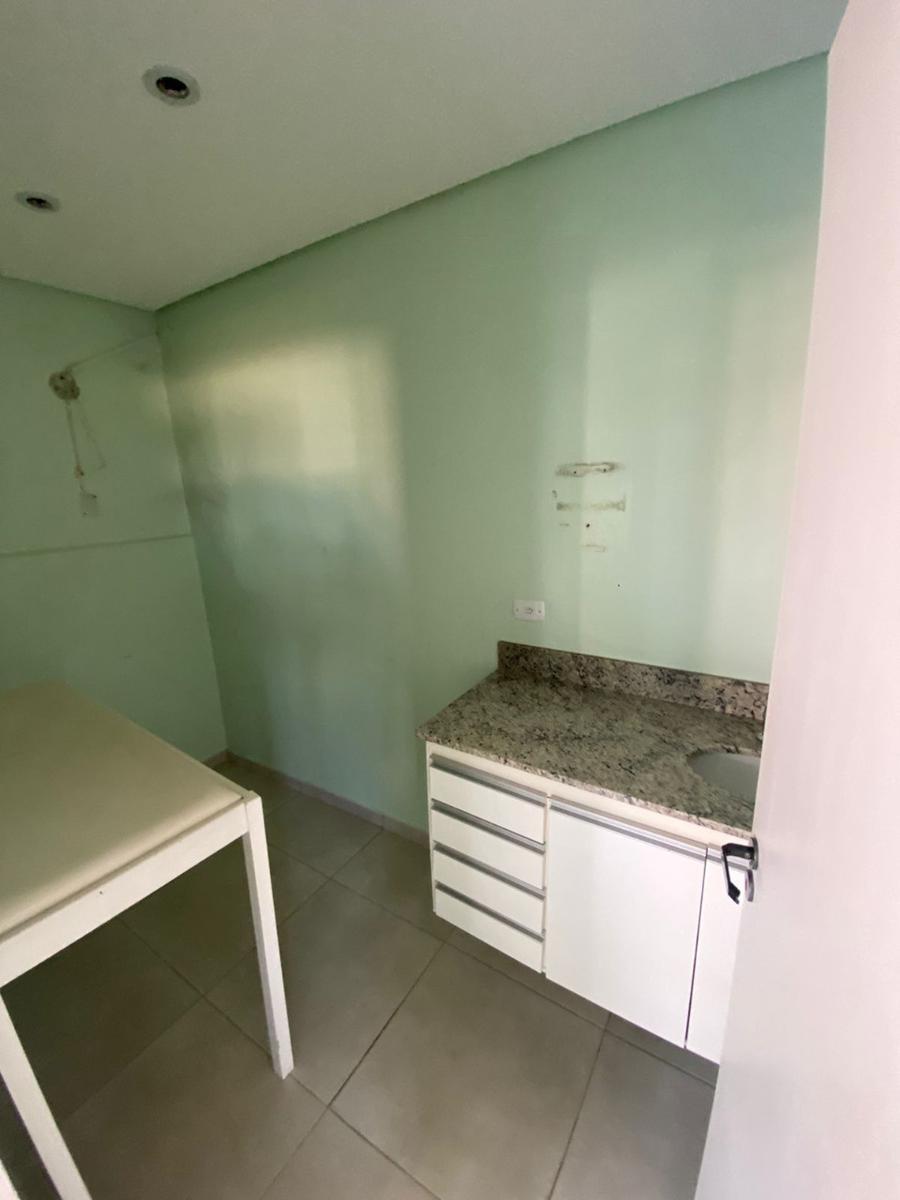 Andar, Centro, 0 Quarto, 0 Vaga