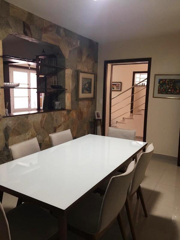 Casa, Carlos Prates, 3 Quartos, 4 Vagas, 1 Suíte