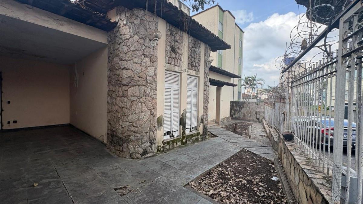 Casa, Prado, 4 Quartos, 2 Vagas, 1 Suíte