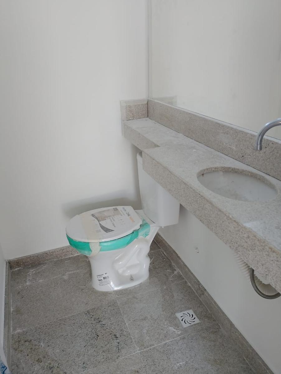 Casa, Santa Branca, 3 Quartos, 2 Vagas, 1 Suíte