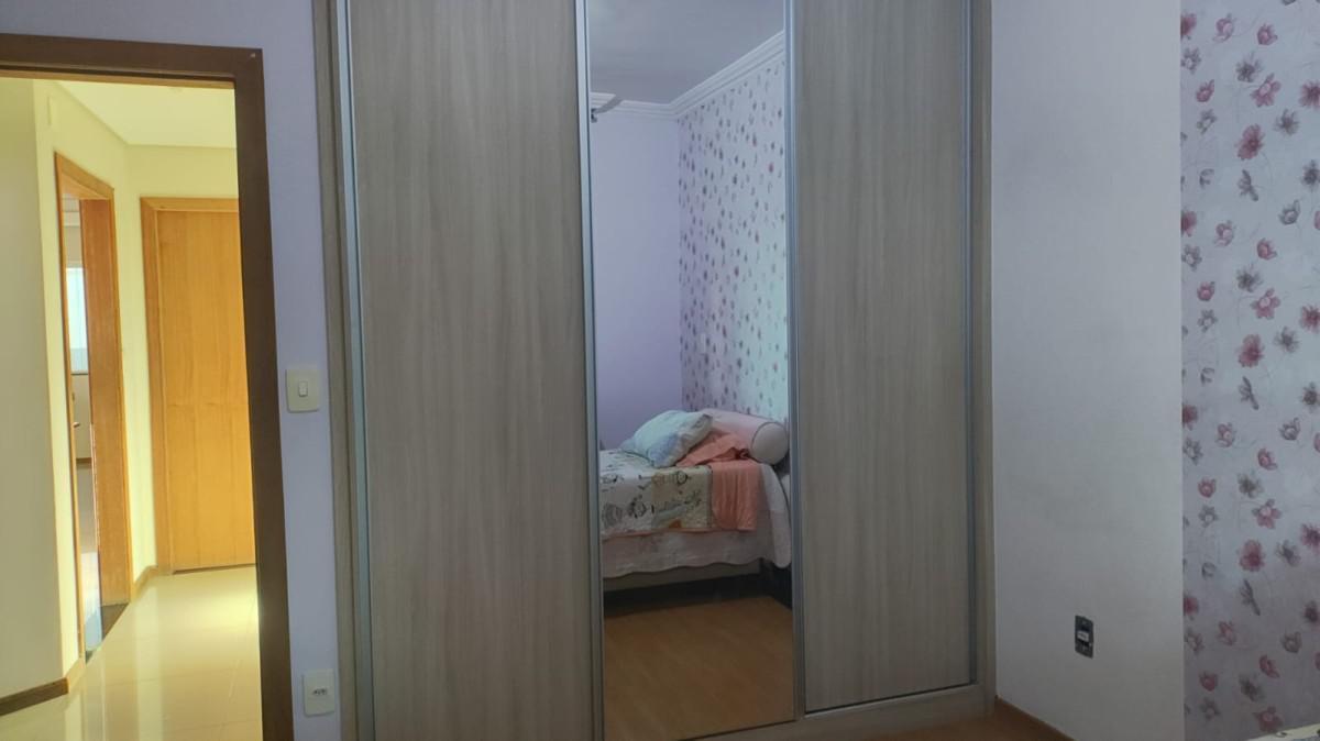 Casa, Lindéia, 5 Quartos, 6 Vagas, 1 Suíte