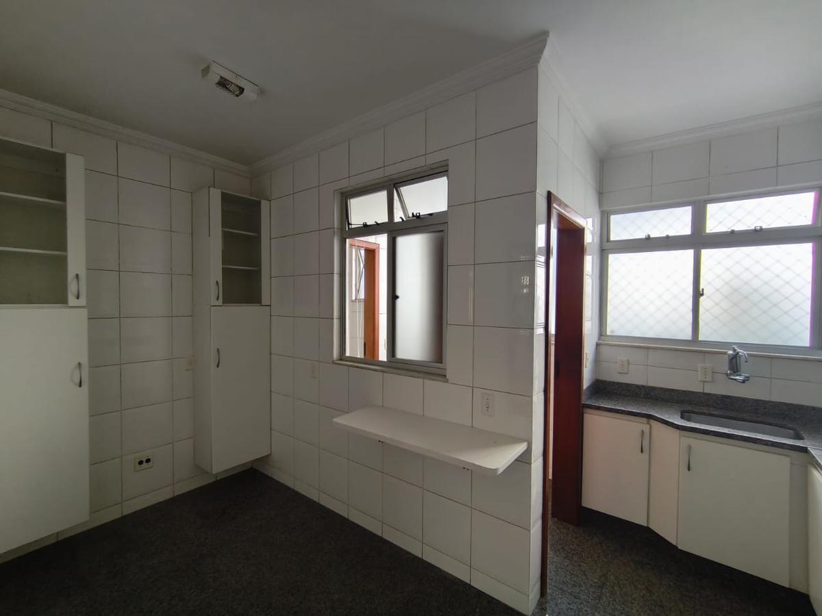Apartamento, Santa Cruz, 3 Quartos, 2 Vagas, 1 Suíte