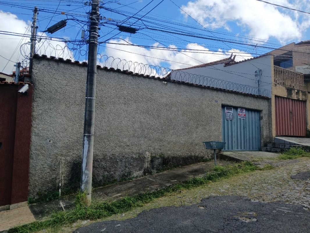 Casa, Alípio de Melo, 3 Quartos, 3 Vagas, 1 Suíte