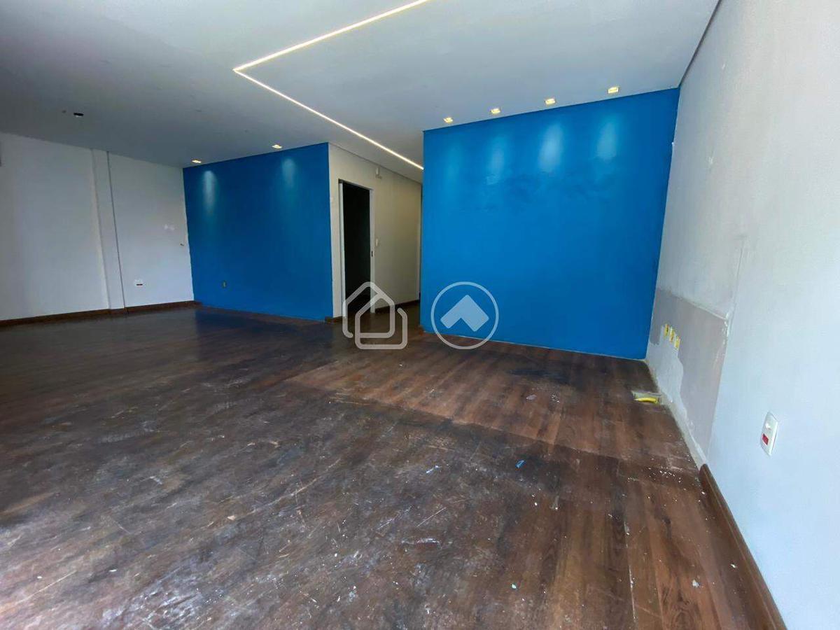 Loja, Buritis, 10 Vagas