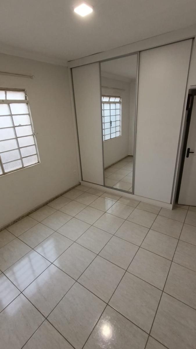 Casa, Carlos Prates, 3 Quartos, 4 Vagas, 1 Suíte