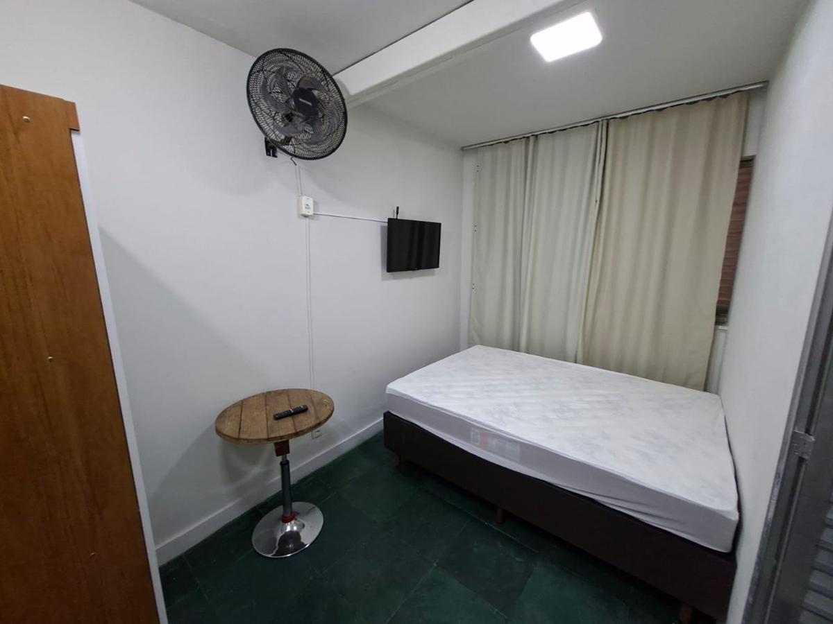 Quitinete, Liberdade, 1 Quarto, 0 Vaga