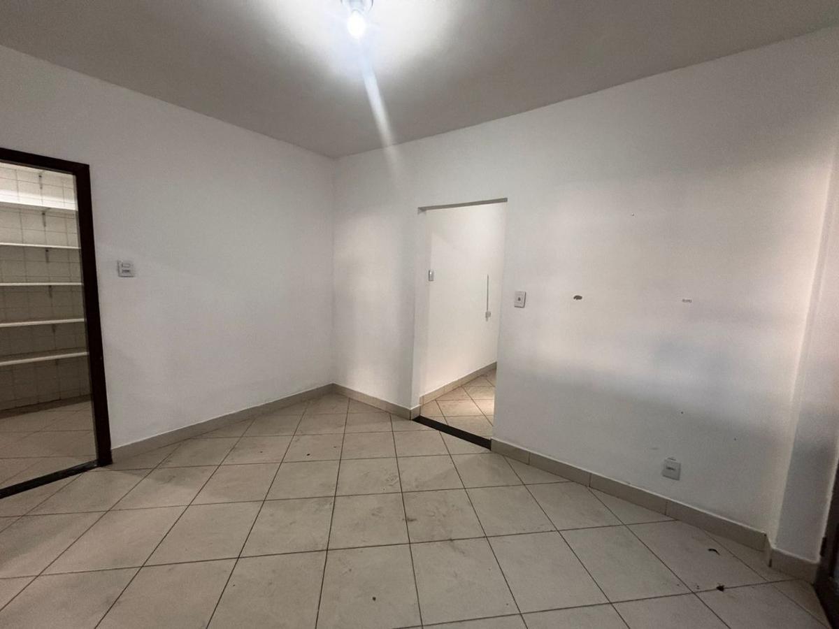 Casa, Santa Cruz, 5 Quartos, 0 Vaga