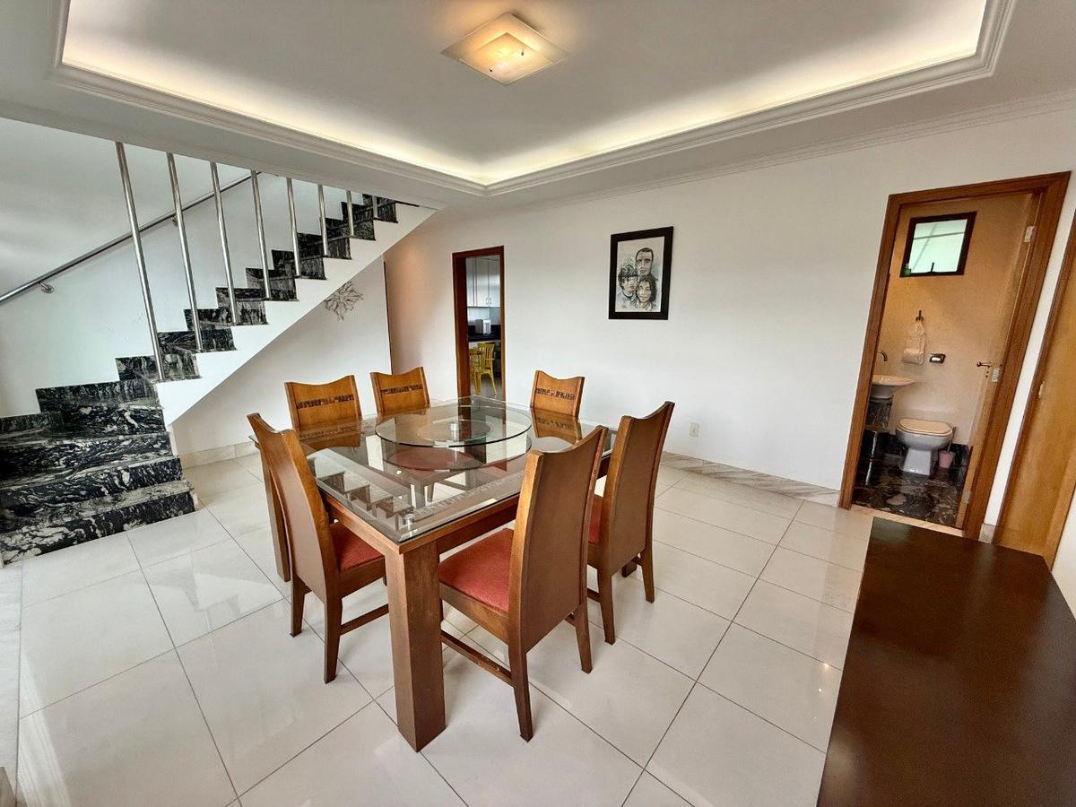 Cobertura, São José, 4 Quartos, 4 Vagas, 4 Suítes