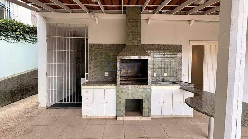 Casa, Vila Paris, 4 Quartos, 4 Vagas, 2 Suítes