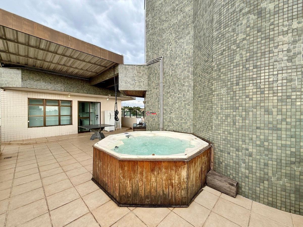 Cobertura, São José, 4 Quartos, 4 Vagas, 4 Suítes