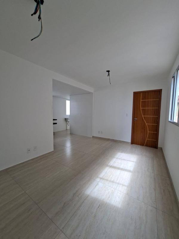 Apartamento, Santa Cruz (barreiro), 3 Quartos, 1 Vaga, 1 Suíte