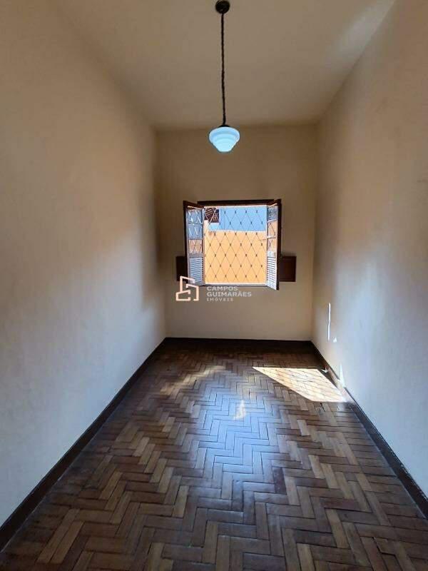 Casa Comercial, Centro, 5 Quartos, 5 Vagas, 1 Suíte