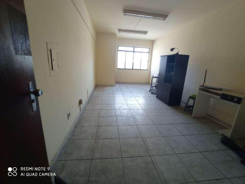 Sala, Barro Preto, 0 Quarto, 0 Vaga