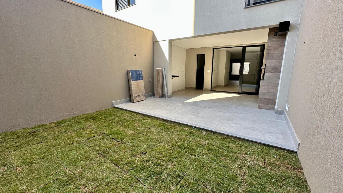 Casa, Jaraguá, 4 Quartos, 4 Vagas, 1 Suíte