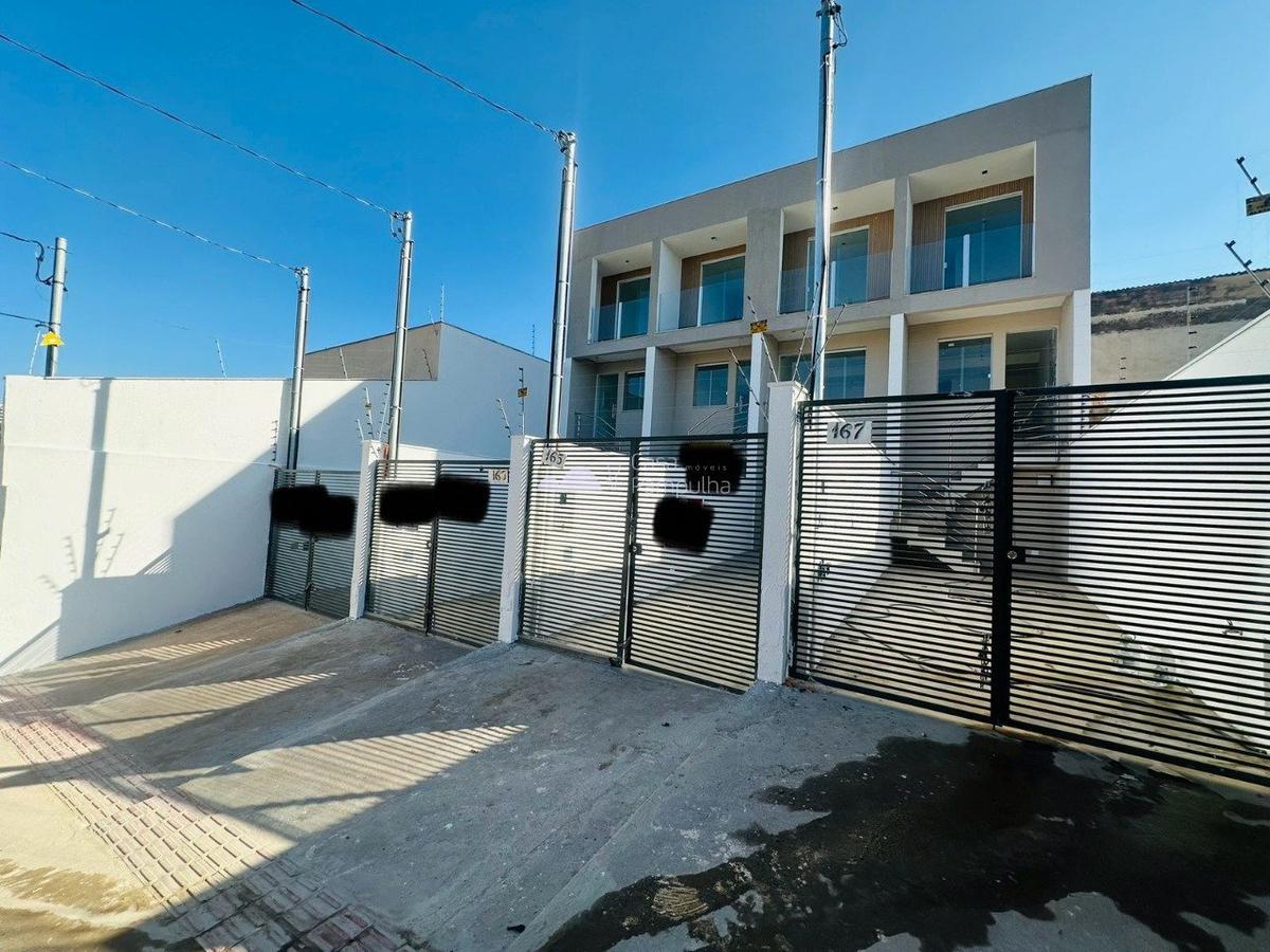 Casa, Santa Branca, 2 Quartos, 2 Vagas, 2 Suítes