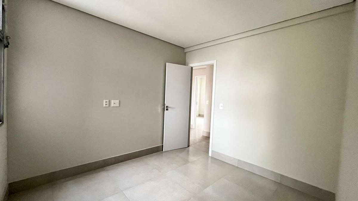 Apartamento, Centro, 2 Quartos, 0 Vaga, 1 Suíte