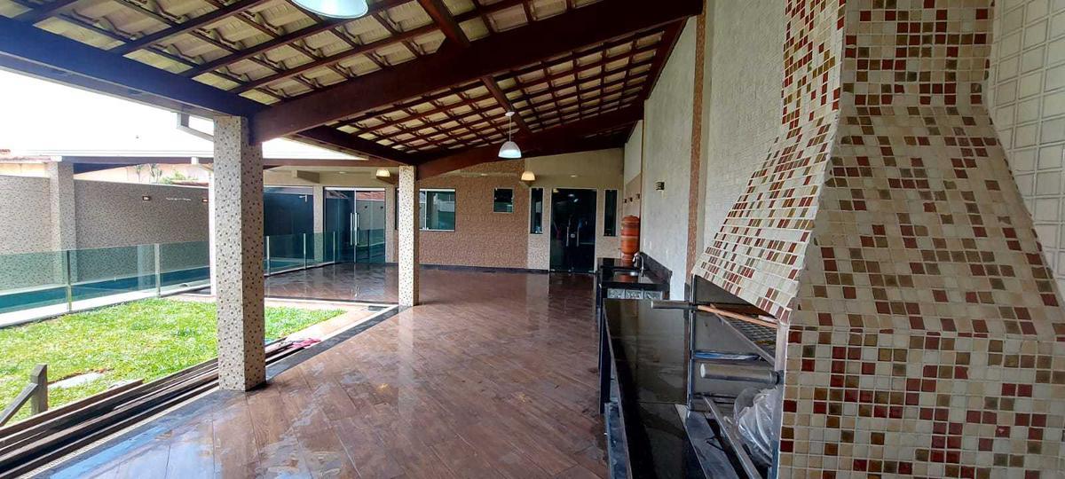 Casa, Trevo, 4 Quartos, 10 Vagas, 1 Suíte