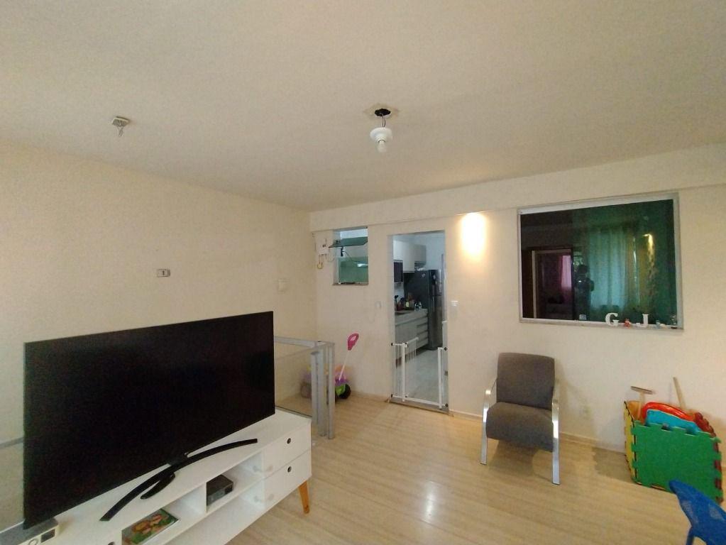 Casa, Jardim Vitória, 2 Quartos, 0 Vaga