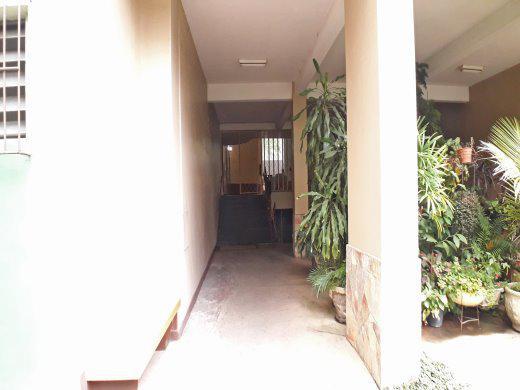 Apartamento, Centro, 2 Quartos, 0 Vaga