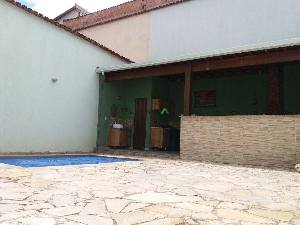 Casa, Jardim Riacho das Pedras, 4 Quartos, 2 Vagas, 1 Suíte