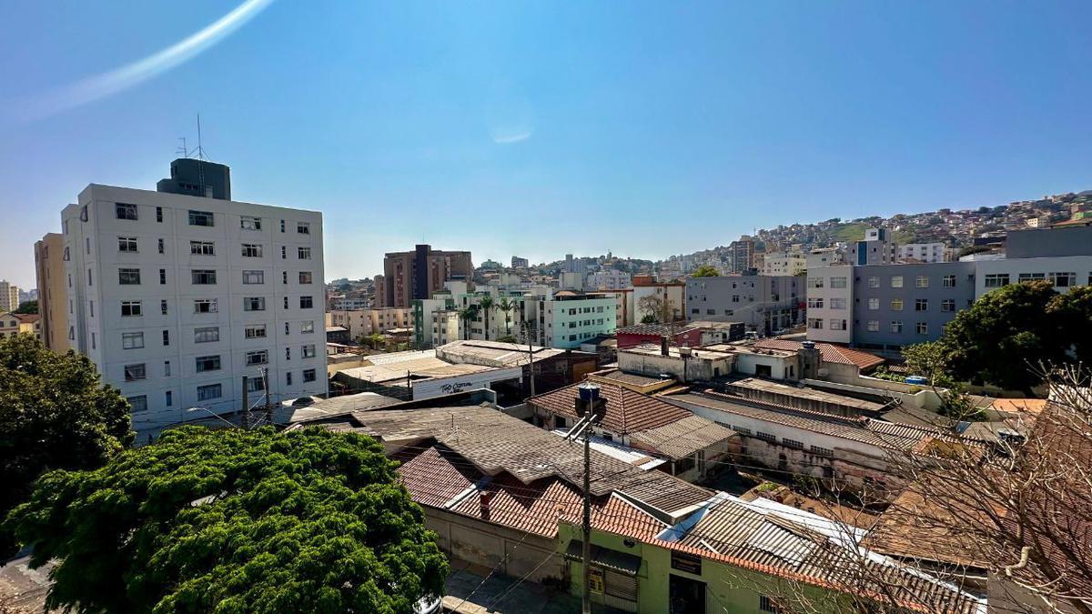 Cobertura, Santa Efigênia, 2 Quartos, 2 Vagas, 1 Suíte