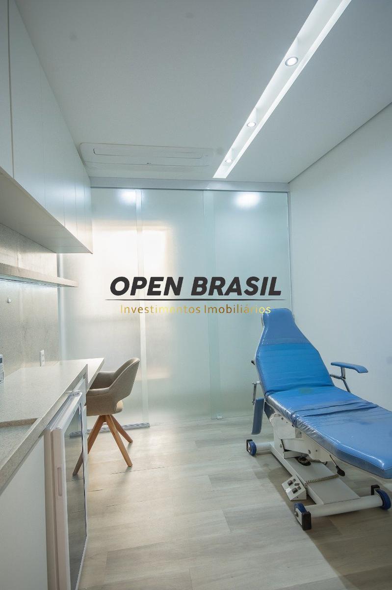 Galpão, Prado, 2 Quartos, 0 Vaga, 2 Suítes