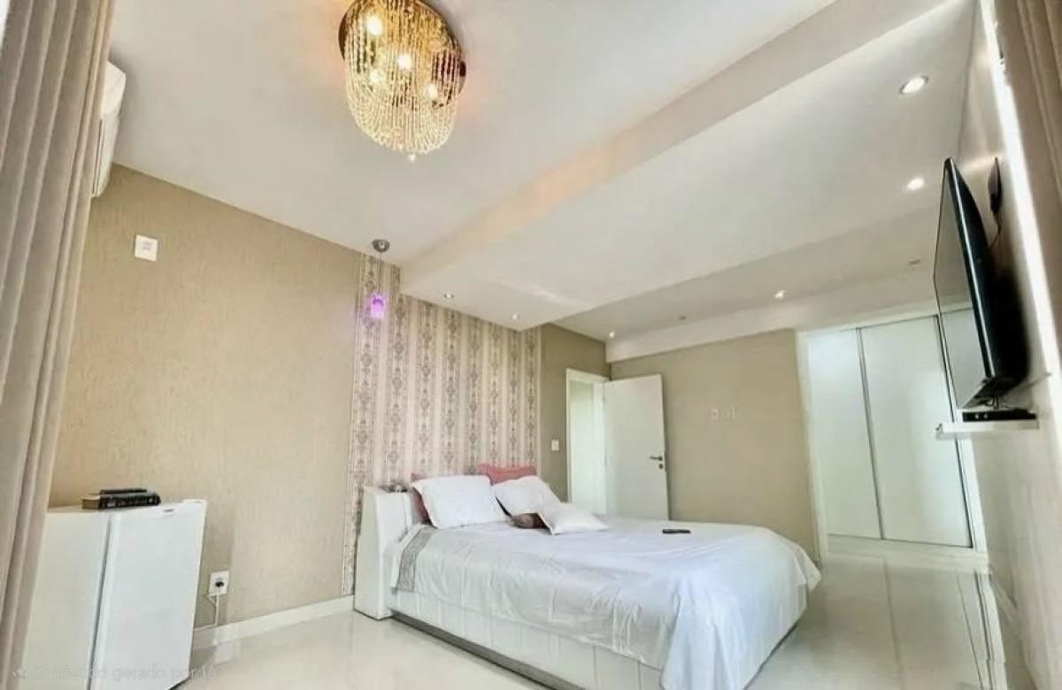 Casa, Trevo, 4 Quartos, 10 Vagas, 4 Suítes