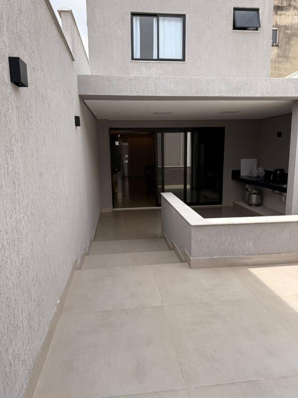 Casa, Betânia, 3 Quartos, 2 Vagas, 1 Suíte