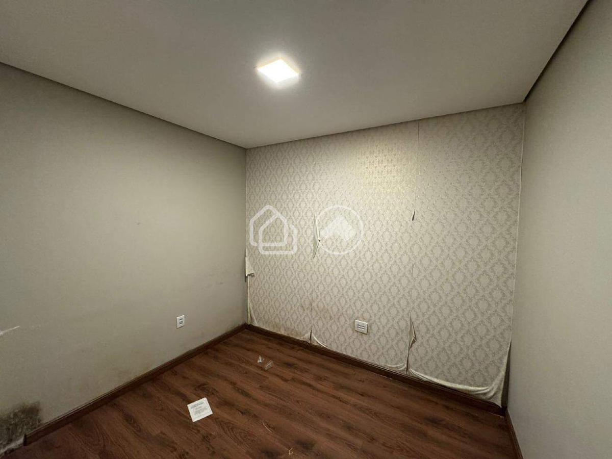 Loja, Buritis, 10 Vagas