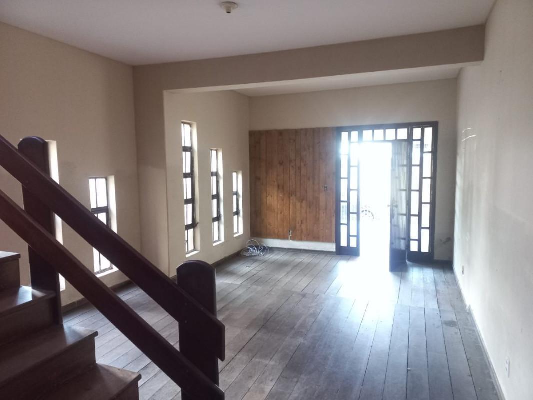 Casa, Planalto, 4 Quartos, 3 Vagas, 1 Suíte
