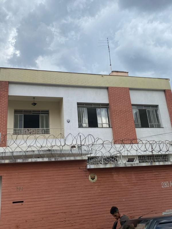 Casa, Alto Barroca, 6 Quartos, 3 Vagas, 2 Suítes