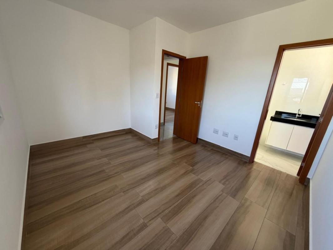 Apartamento, Tirol (barreiro), 3 Quartos, 2 Vagas, 1 Suíte