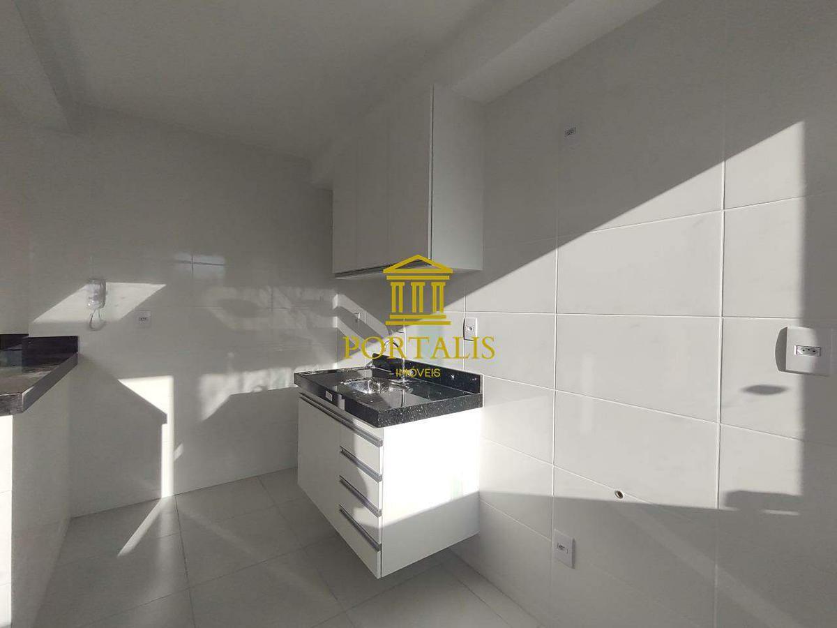 Apartamento, Sagrada Família, 1 Quarto, 1 Vaga, 1 Suíte