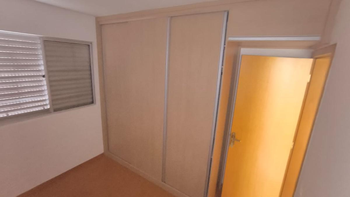 Apartamento, Sagrada Família, 4 Quartos, 4 Vagas, 1 Suíte