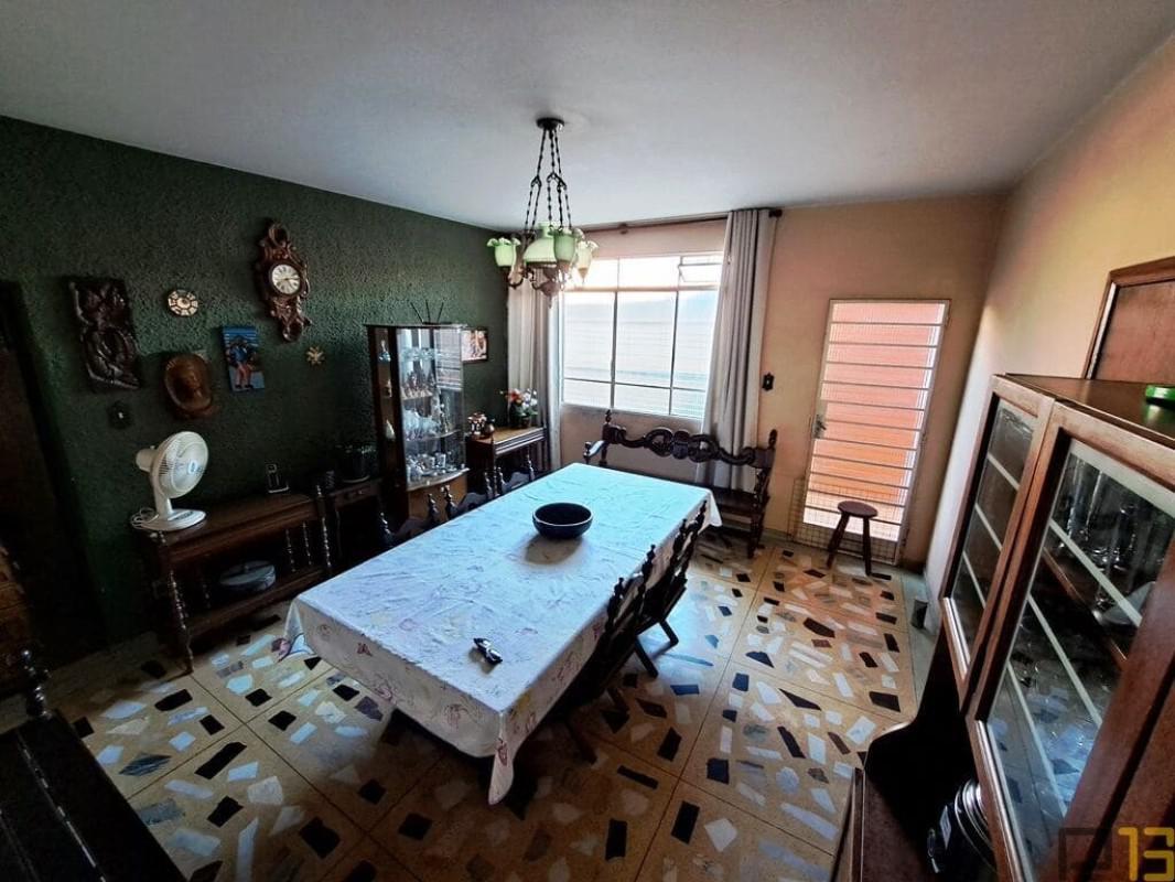 Casa, Minas Brasil, 4 Quartos, 2 Vagas, 2 Suítes
